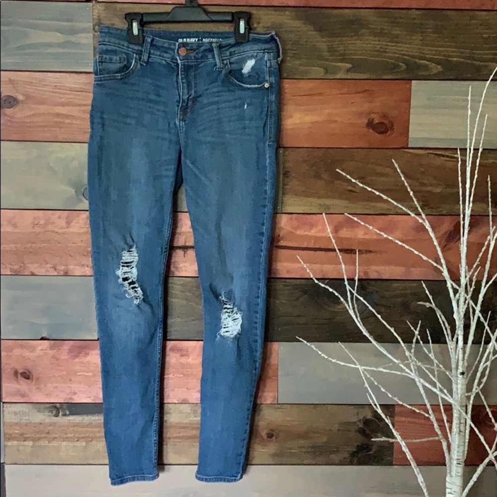 🌼Old Navy Rockstar Distressed Jeans🌼